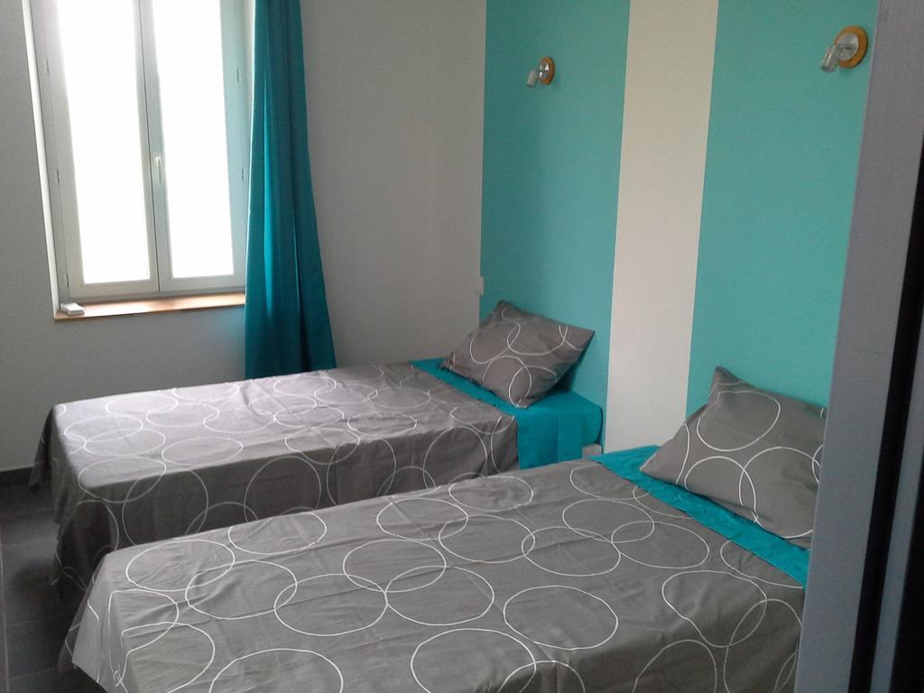Bed and Breakfast Millot Conilhac Pokój zdjęcie